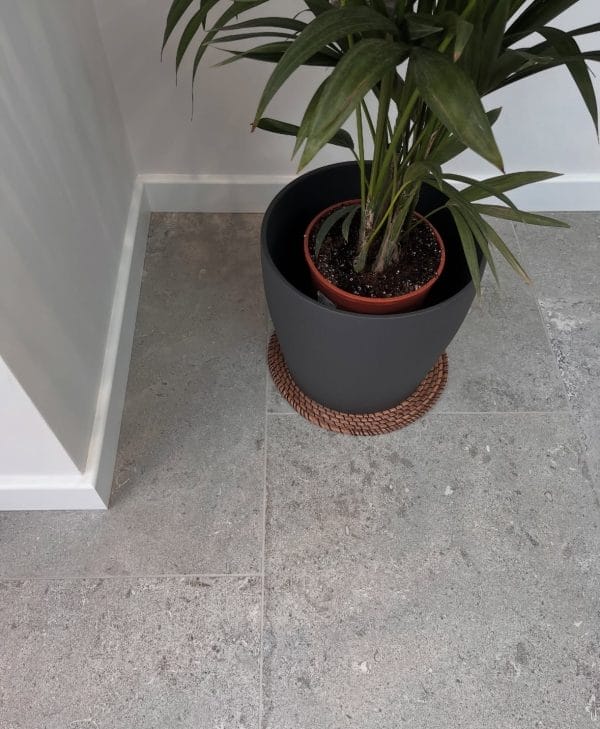 Hexham Grey Natural Porcelain - Image 3