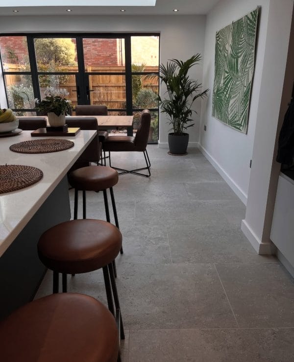 Hexham Grey Natural Porcelain - Image 2